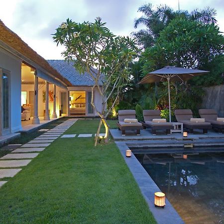 Serene Villas Seminyak Dış mekan fotoğraf